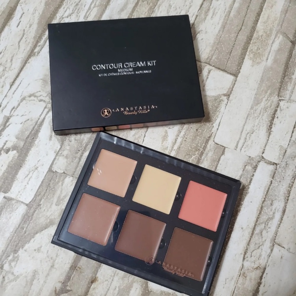 💕 Anastasia Contour Cream Kit in Medium👍